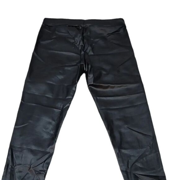 NEW Spirit Halloween Faux Leather Leggings Size Small (4-6) - Picture 4 of 9